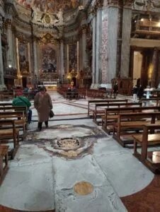 Kościół świętego Ignacego - barokowe cudo z iluzją optyczną 7