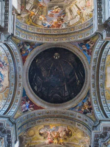 Kościół świętego Ignacego - barokowe cudo z iluzją optyczną 8