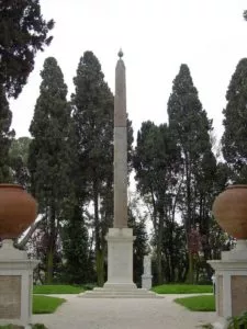 Rzym - obelisk z Villa Celimontana