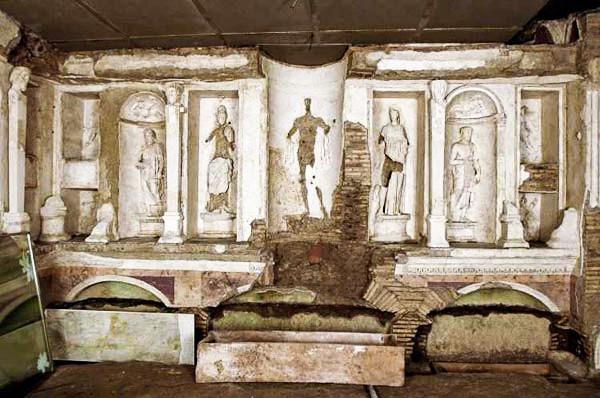Podziemia Watykanu i grób św. Piotra 7
