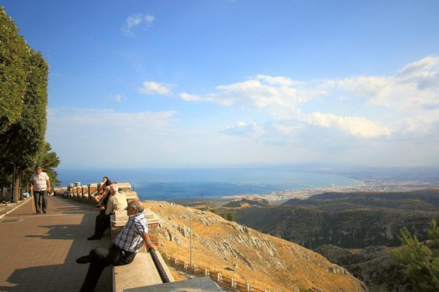 Monte Sant'Angelo - panorama Zatoki Manfredońskiej